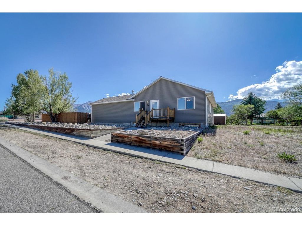 180 Larissa Ln, Buena Vista, CO 81211