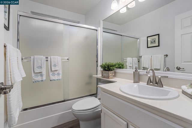 745 Bayshore St, Martinez, CA 94553