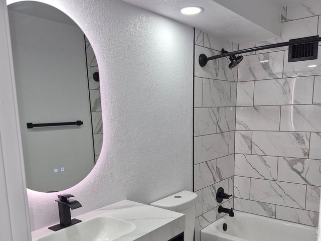 6940 E Girard Ave 307, Denver, CO 80224