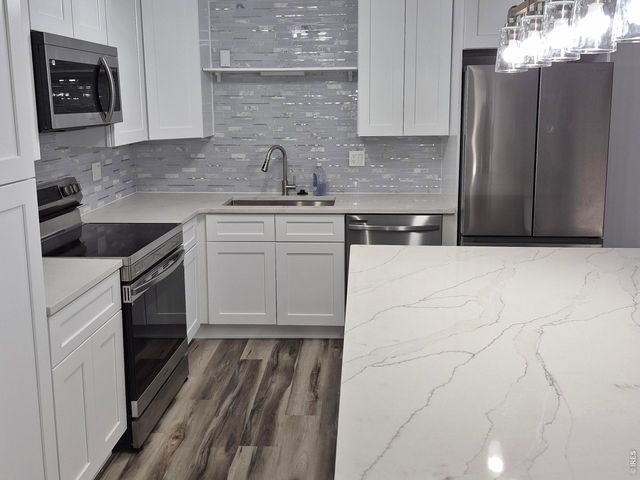 6940 E Girard Ave 307, Denver, CO 80224