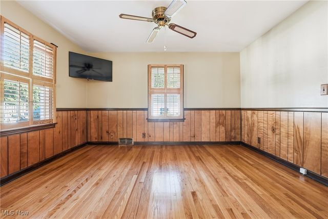 2216 Coral Sea Drive, Youngstown, OH 44511