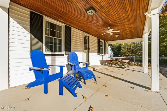 2216 Coral Sea Drive, Youngstown, OH 44511