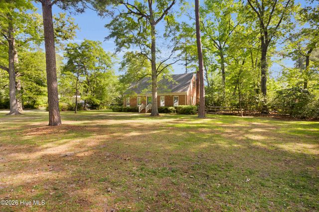 3536 Canterbury Road, New Bern, NC 28562