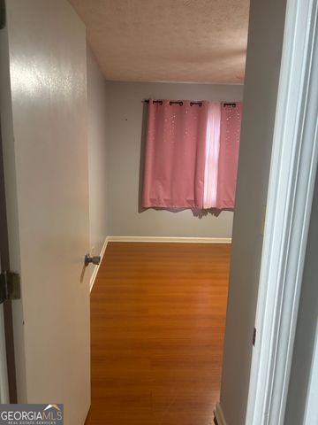 1966 Kensington High Street SW, Lilburn, GA 30047