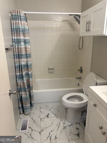 1966 Kensington High Street SW, Lilburn, GA 30047