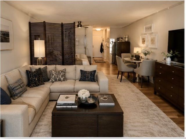 566 Commonwealth 804, Boston, MA 02215