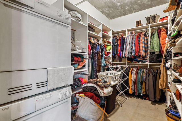 250 Park Avenue S 708, Minneapolis, MN 55415