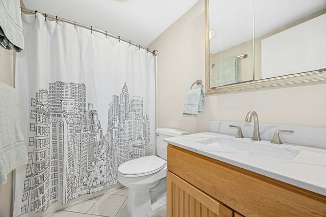 65 Commons Drive 506, Shrewsbury, MA 01545