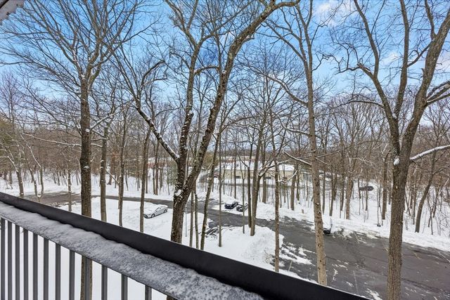 65 Commons Drive 506, Shrewsbury, MA 01545