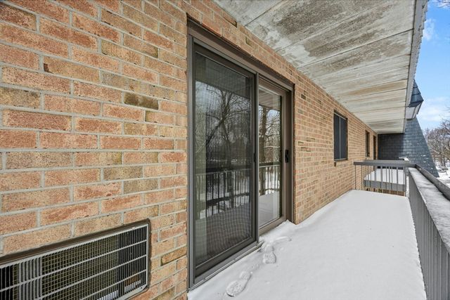 65 Commons Drive 506, Shrewsbury, MA 01545