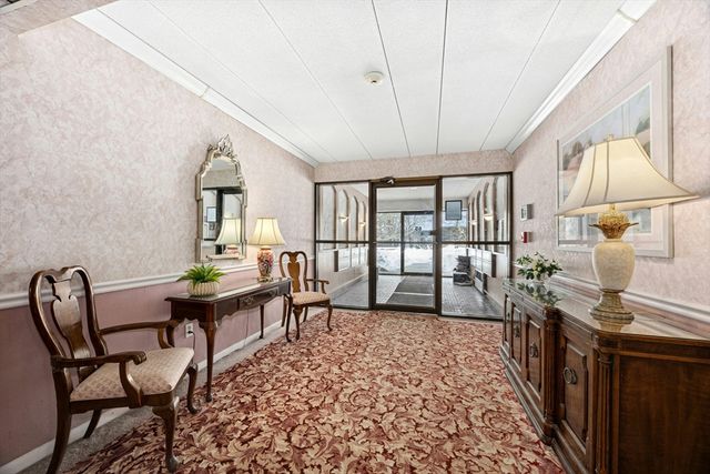 65 Commons Drive 506, Shrewsbury, MA 01545