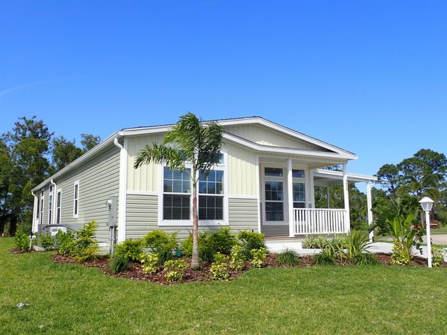 3608 Red Tailed Hawk Drive, Port St Lucie, FL 34952
