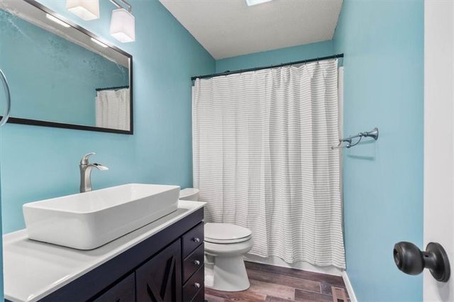 17187 S Dodge Street, Gardner, KS 66030