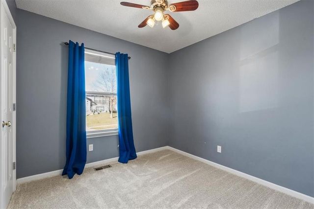 17187 S Dodge Street, Gardner, KS 66030