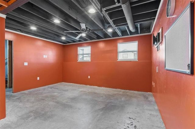 17187 S Dodge Street, Gardner, KS 66030