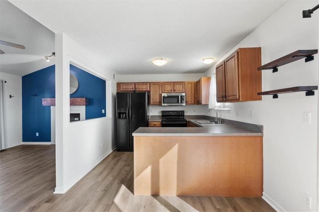 17187 S Dodge Street, Gardner, KS 66030