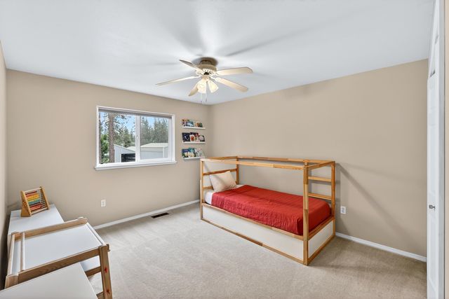 16810 N Wylie Dr, Nine Mile Falls, WA 99026