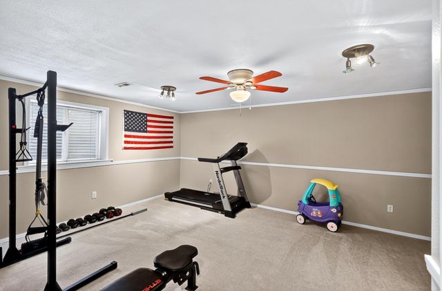 16810 N Wylie Dr, Nine Mile Falls, WA 99026