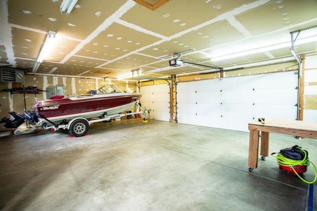 16810 N Wylie Dr, Nine Mile Falls, WA 99026