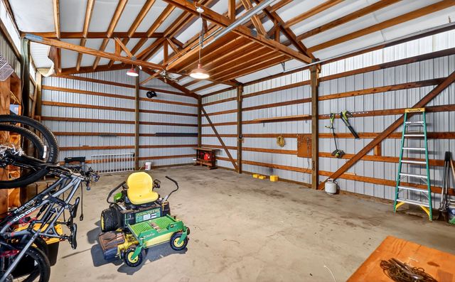 16810 N Wylie Dr, Nine Mile Falls, WA 99026
