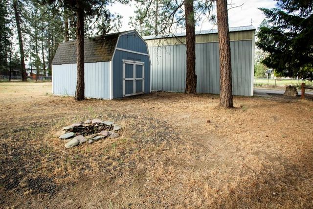 16810 N Wylie Dr, Nine Mile Falls, WA 99026