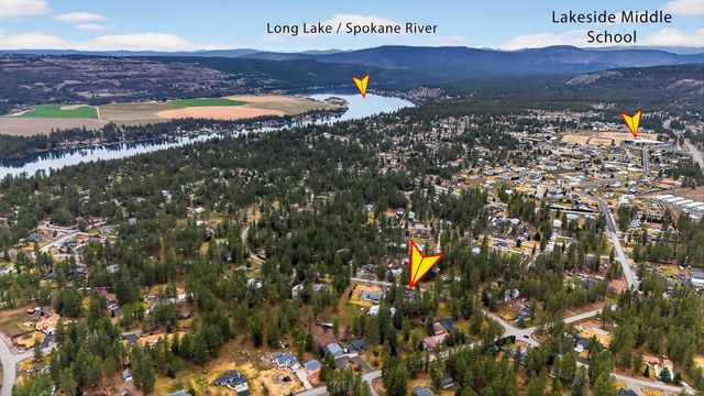 16810 N Wylie Dr, Nine Mile Falls, WA 99026