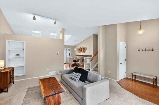 16810 N Wylie Dr, Nine Mile Falls, WA 99026