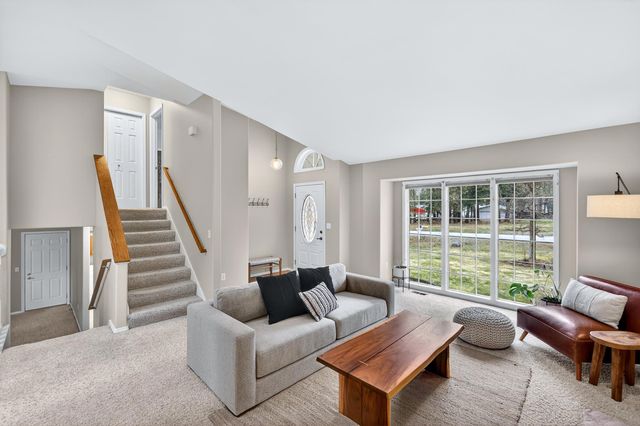16810 N Wylie Dr, Nine Mile Falls, WA 99026