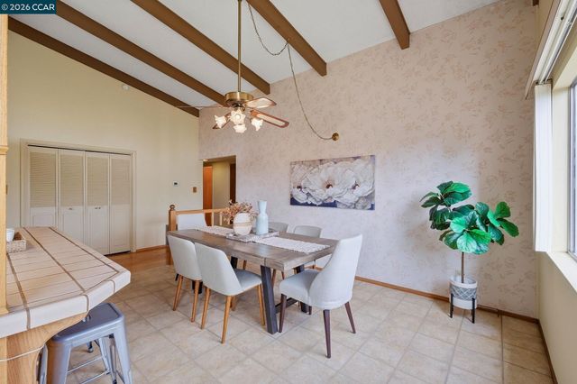 95 Mackie Dr, Martinez, CA 94553