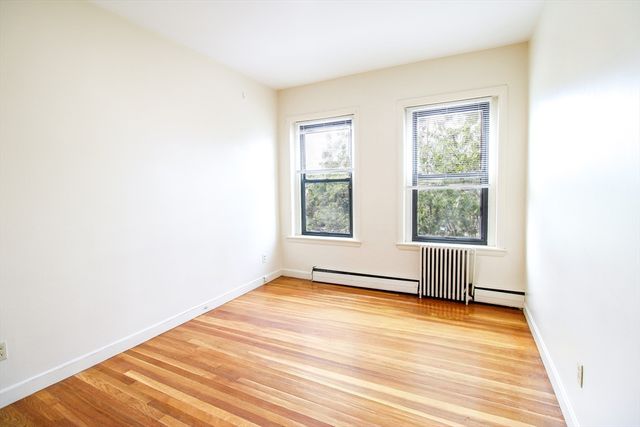 1242 Commonwealth Ave 41, Boston, MA 02134