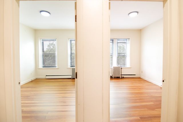 1242 Commonwealth Ave 41, Boston, MA 02134