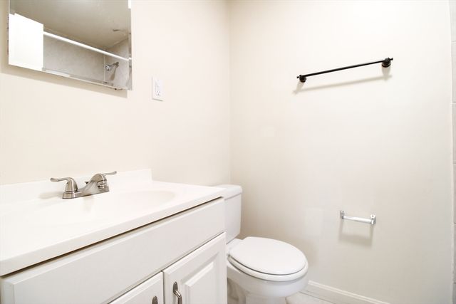 1242 Commonwealth Ave 41, Boston, MA 02134
