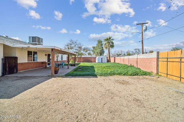 2320 W WHITTON Avenue, Phoenix, AZ 85015