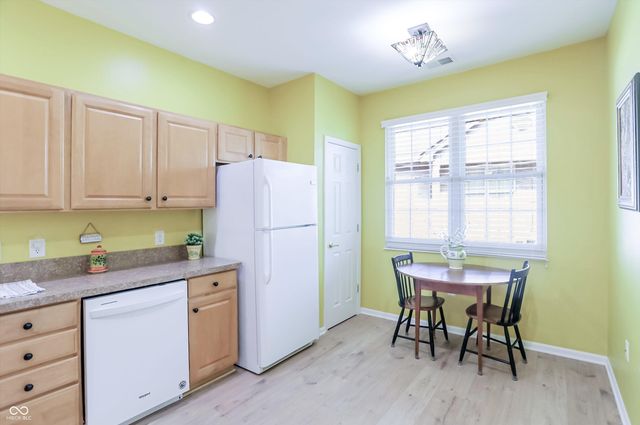 9174 Huxley Court, Fishers, IN 46037