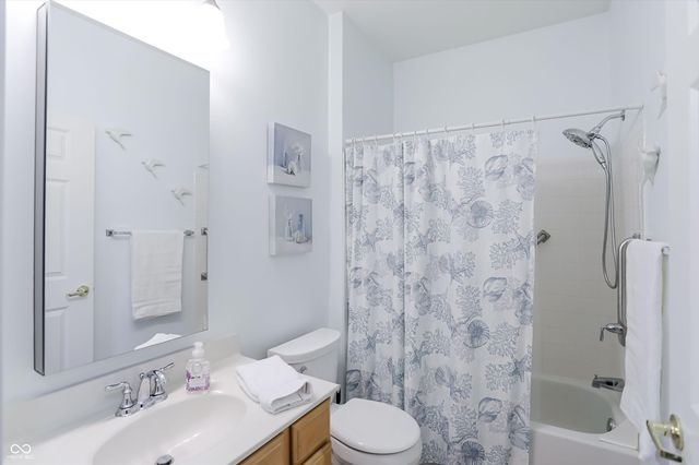 9174 Huxley Court, Fishers, IN 46037