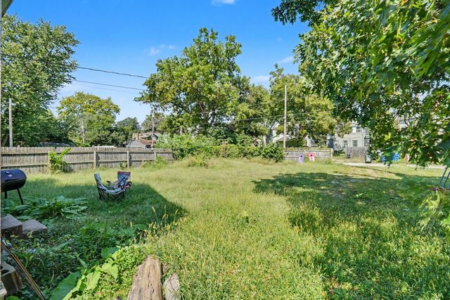 634 E 13th Street, Davenport, IA 52803
