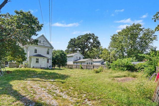 634 E 13th Street, Davenport, IA 52803