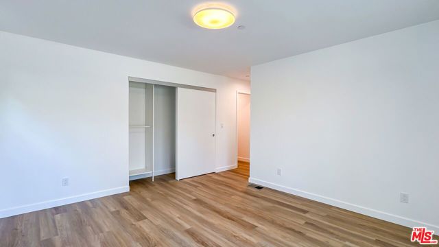 946 Lucile Avenue, Los Angeles, CA 90026