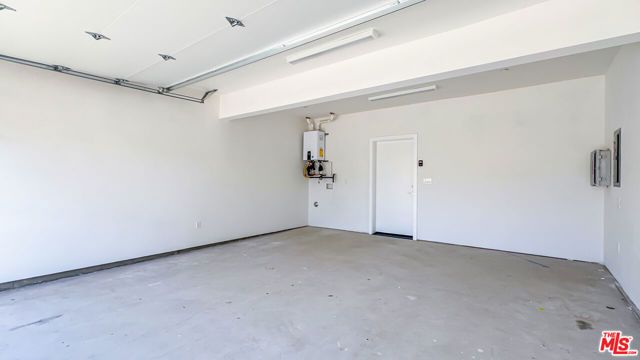 946 Lucile Avenue, Los Angeles, CA 90026