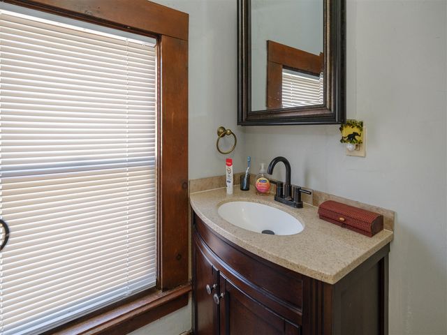 232 Woodward Avenue, Kalamazoo, MI 49007