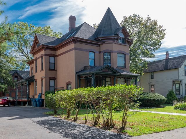 232 Woodward Avenue, Kalamazoo, MI 49007