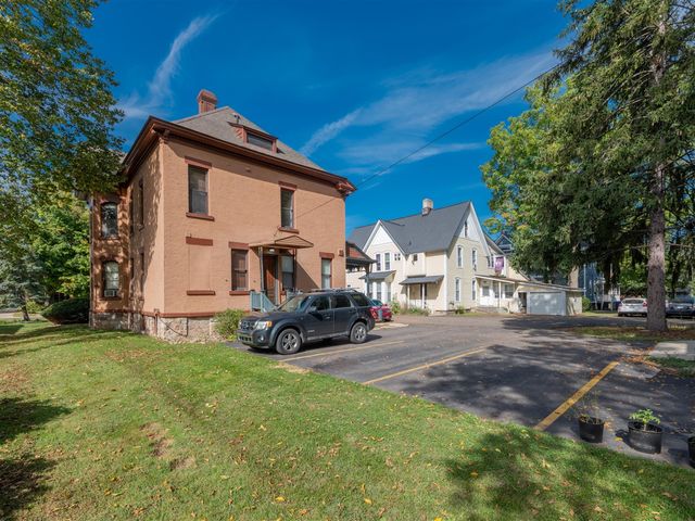 232 Woodward Avenue, Kalamazoo, MI 49007