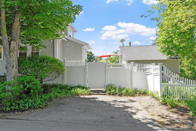 156 Elm St., Andover, MA 01810