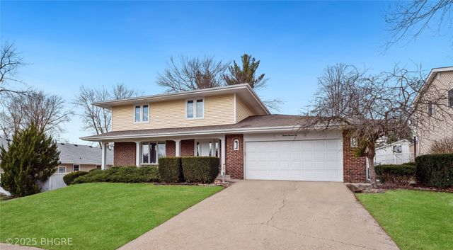 1302 E Detroit Avenue, Indianola, IA 50125