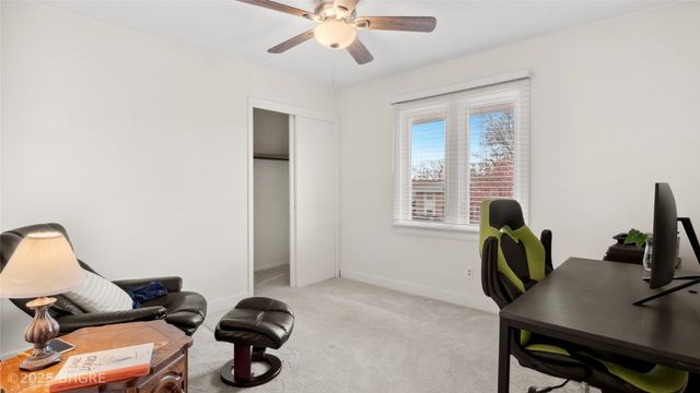1302 E Detroit Avenue, Indianola, IA 50125