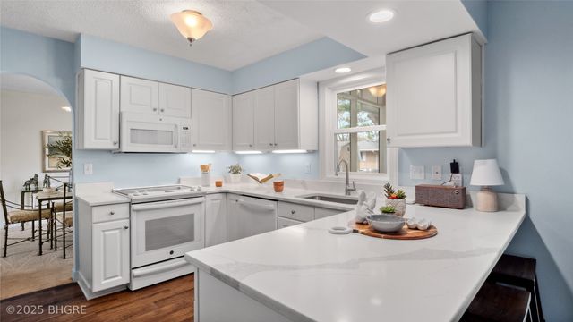 1302 E Detroit Avenue, Indianola, IA 50125