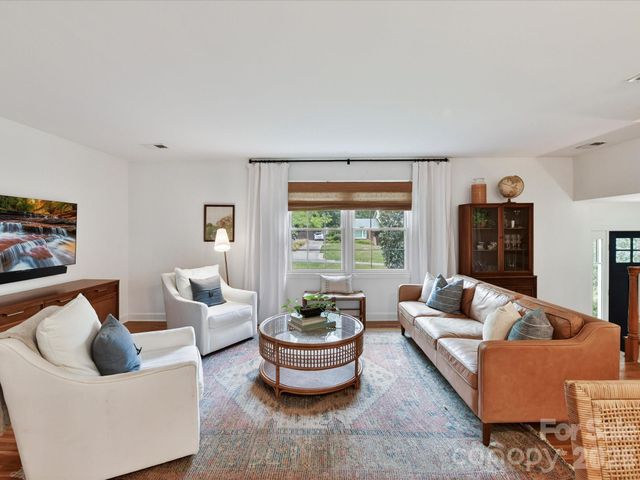3840 Ashton Drive, Charlotte, NC 28210