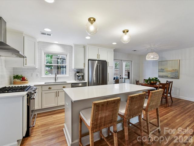 3840 Ashton Drive, Charlotte, NC 28210