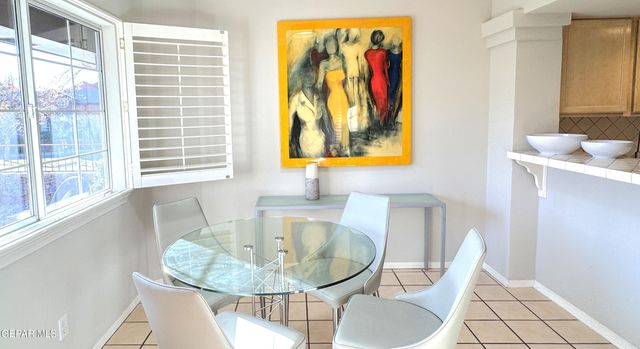 31 STRATFORD HALL Circle, El Paso, TX 79912