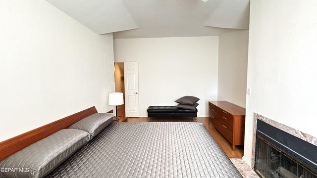 31 STRATFORD HALL Circle, El Paso, TX 79912